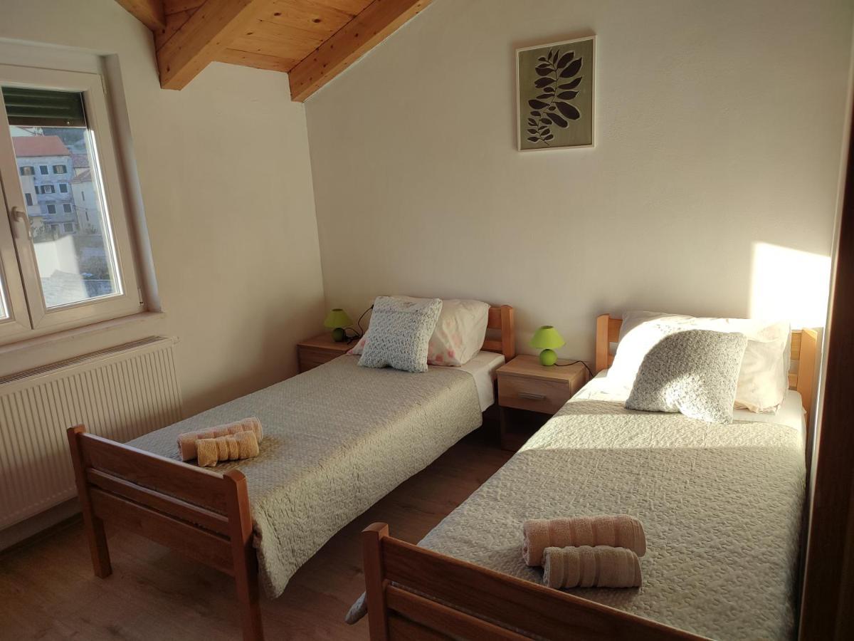 Apartments Pulic Skradin Bagian luar foto