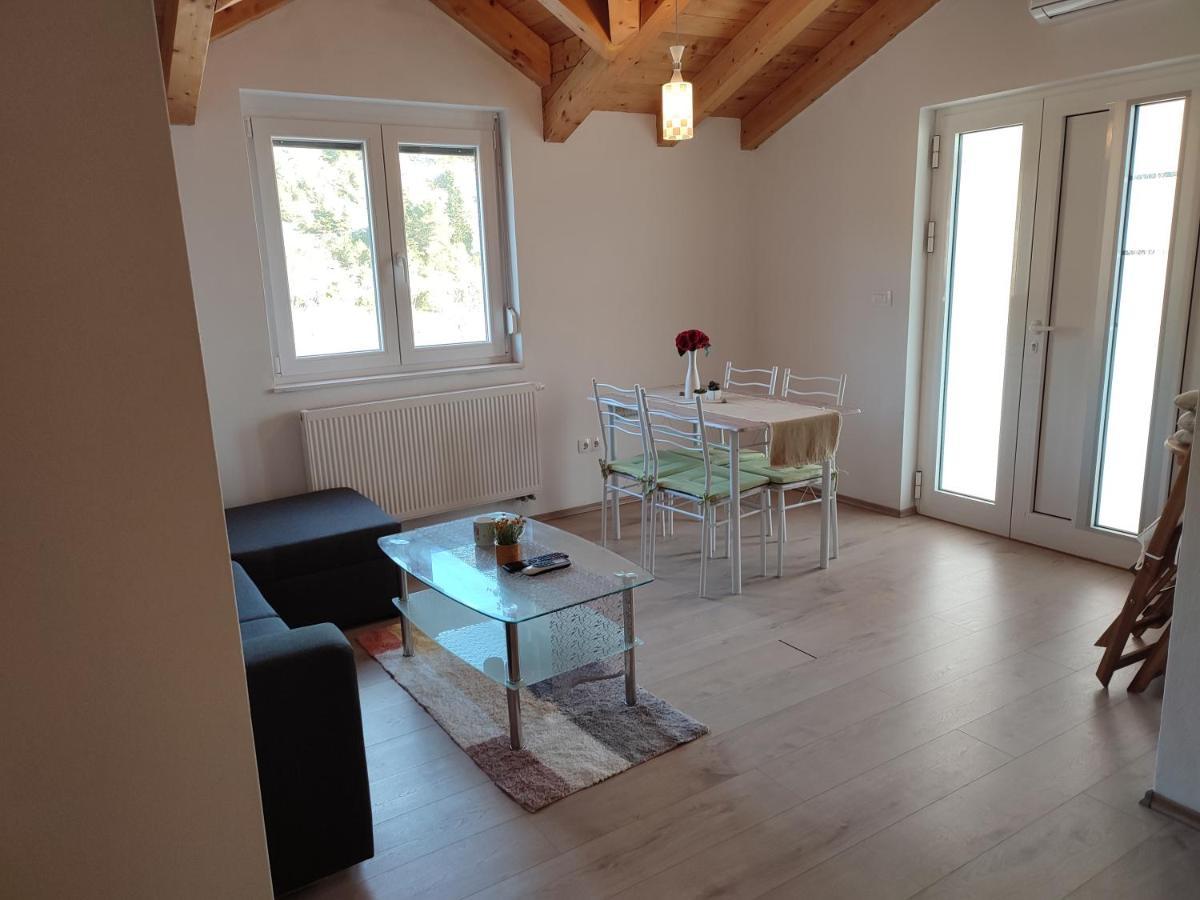 Apartments Pulic Skradin Bagian luar foto