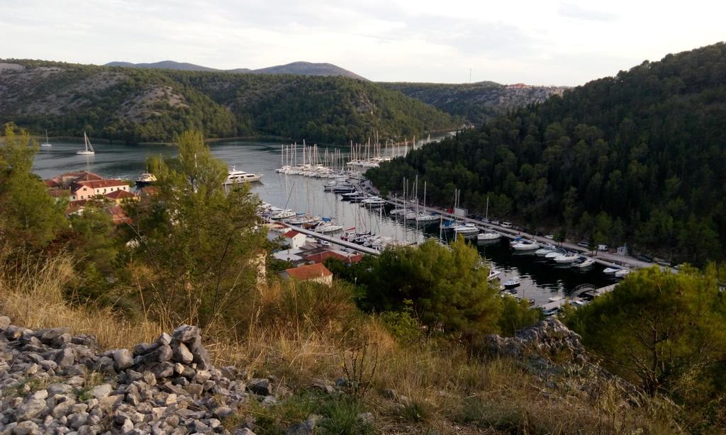 Apartments Pulic Skradin Bagian luar foto
